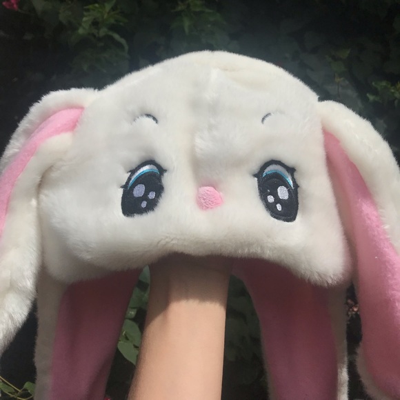ADORABLE 🐰 Bunny Hat Cosplay w/ Pom-poms - Picture 3 of 3